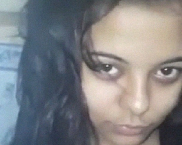 Pussy Showing Tease XXX Video Of Indian Sexy College Beauty