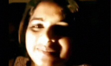 Sexy Ragni Exposing Fully Naked And Masturbating For Online Bf