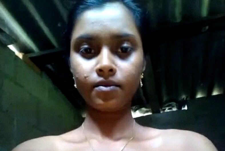 Sexy Figured Horny Dehati Desi Girl Showing Nude