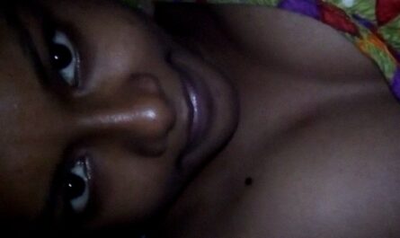 Shy Hot Malayali Housewife Showing Dark Nipple