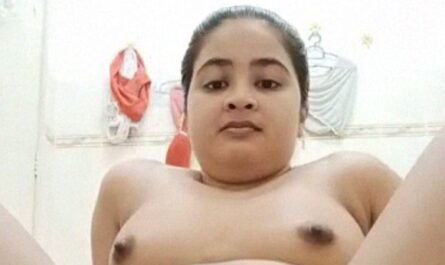 Soft Sexy Figured Chubby Indian Girl Fully Nude In Bathroom