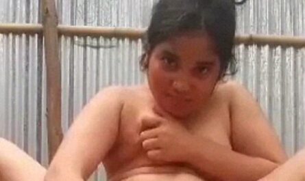 Village Chubby Hot Lady From India Malai Fingering Video