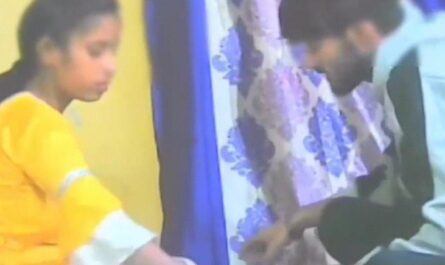 Yellow Kameez Wali Horny Ladki Enjoying Sex With Her Handsome Bf