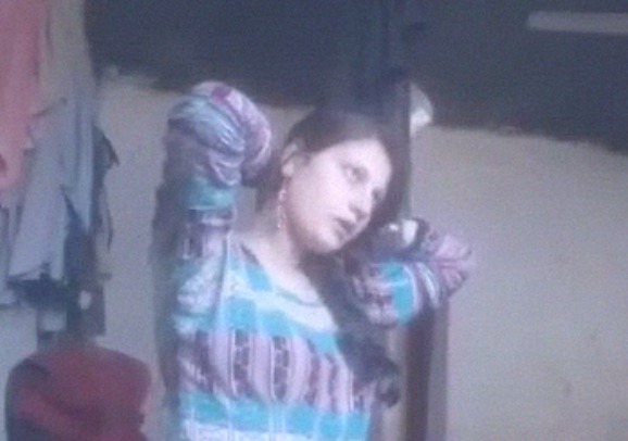 Beautiful Kashmiri Sexy Bhabhi Full Nude XXX Video