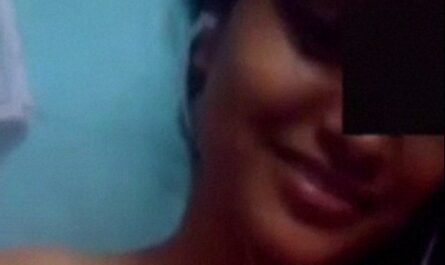 Cute Indian Marwari Sexy Village Girl Fondling Boobs