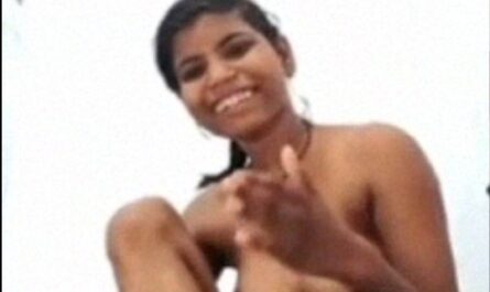 Indian Horny Girl Bathing XXX Video Call