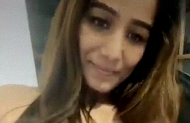 Slutty Poonam Pandey – Full Nude Pussy Rubbing XXX Video